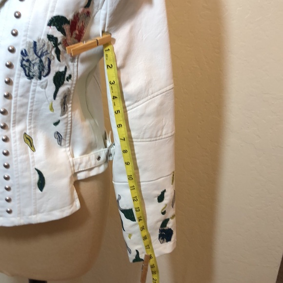 NWT Blanknyc White Embroider Leather Jacket Size M - Picture 12 of 14